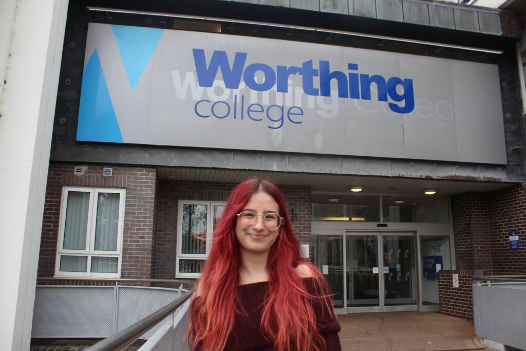 Beatriz Ferrari Boness, President of Worthing College SU